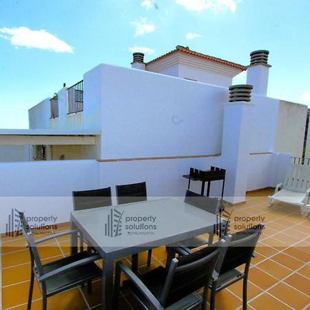 Lomas De Mena, 21 - Atico Con Vistas Al Mar - Piscina Y Barbacoa - Parking Gratis - Excelente Conexion Wifi Apartment Беналмадена Екстериор снимка
