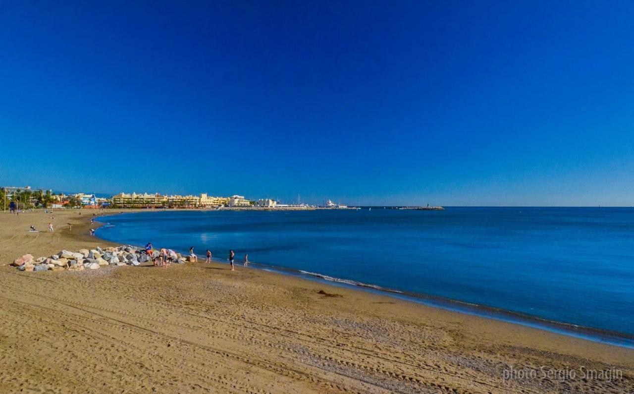 Lomas De Mena, 21 - Atico Con Vistas Al Mar - Piscina Y Barbacoa - Parking Gratis - Excelente Conexion Wifi Apartment Беналмадена Екстериор снимка